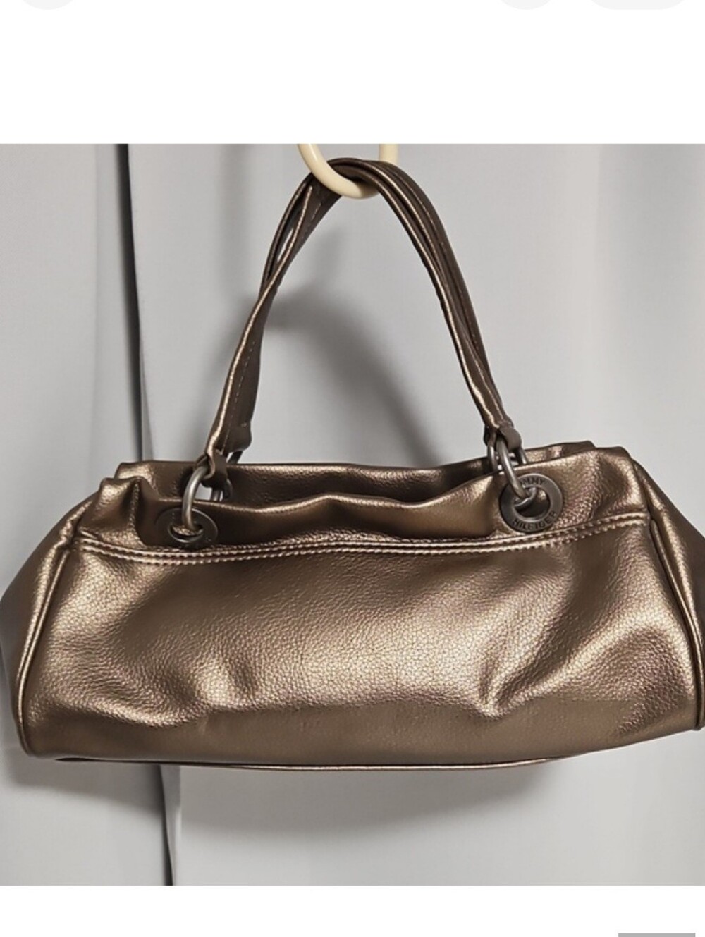 Tommy Hilfiger Bronze Vintage-style Baguette/barrel Bag